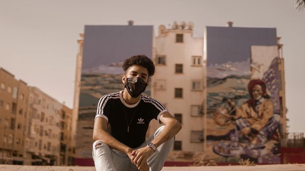 Les chaussons animaux pour hommes : alliez confort et style