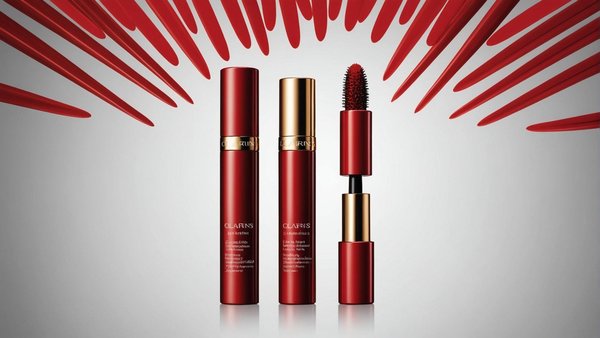 Les mascaras clarins : volume, définition et innovation